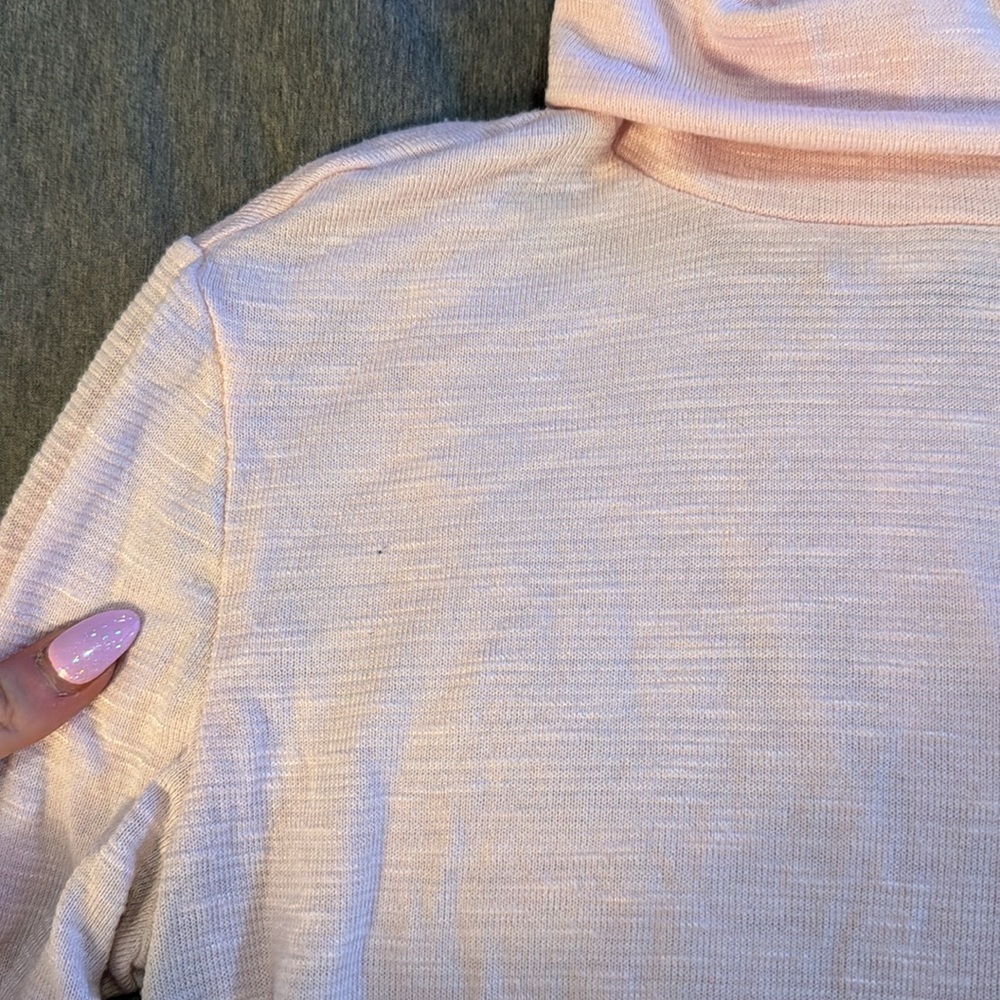 Universal Thread Turtleneck - Picture 2 of 3